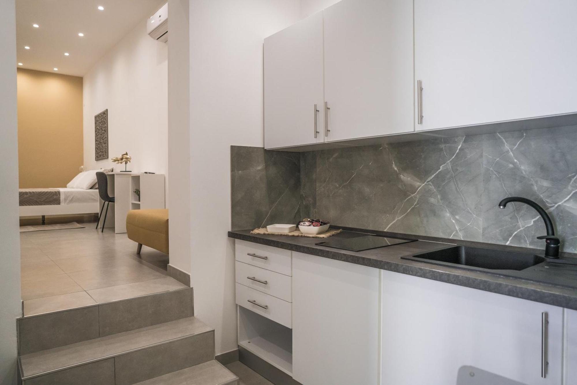טראסיני Casa Azzurra Rooms E Apartment מראה חיצוני תמונה